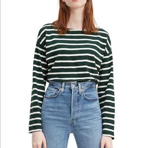 NWT Levi’s Top Size Large